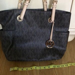 Michael Kora signature tote
